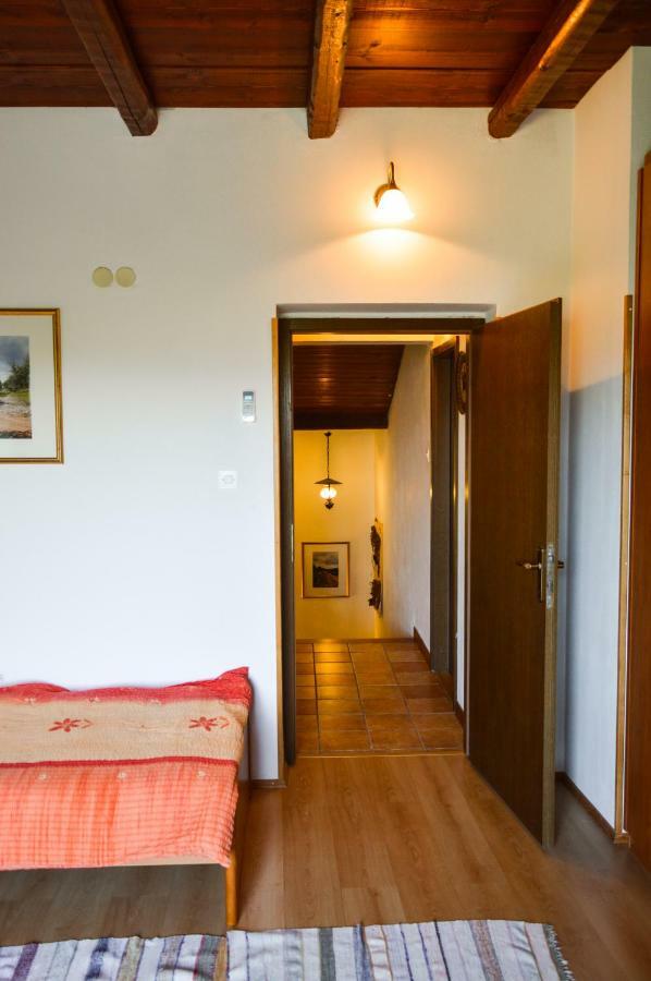 Apartment Zoja Pinezići Buitenkant foto