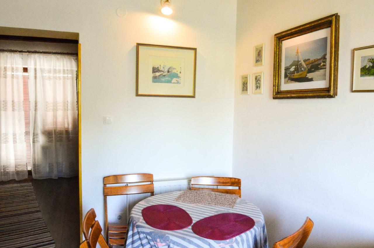 Apartment Zoja Pinezići Buitenkant foto
