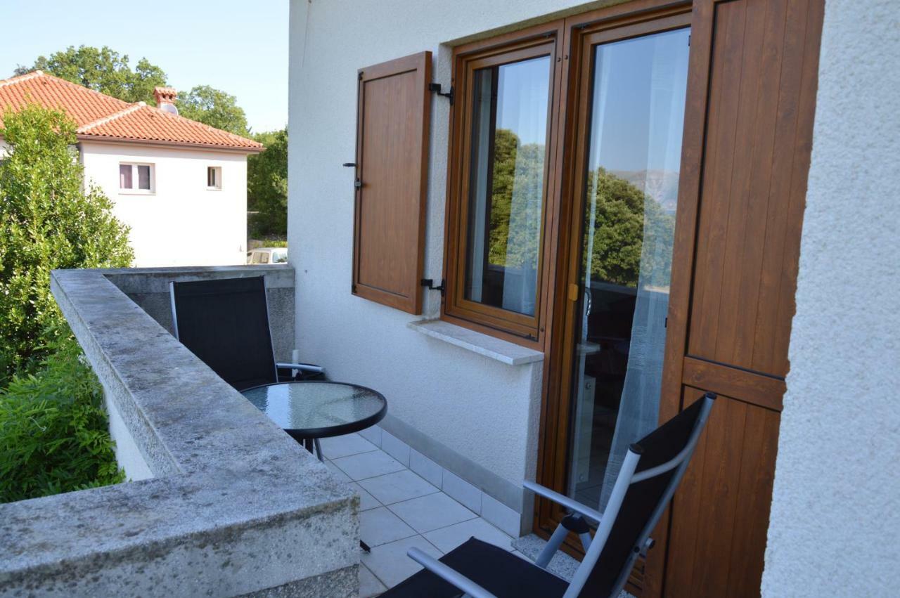 Apartment Zoja Pinezići Buitenkant foto